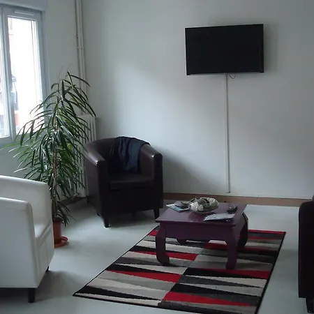 Apartmanhotel Spqr Da Manuela Beauvais